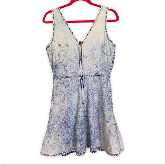 ✨SOLD✨ ACID WASH DRESS - Picture 3 of 4